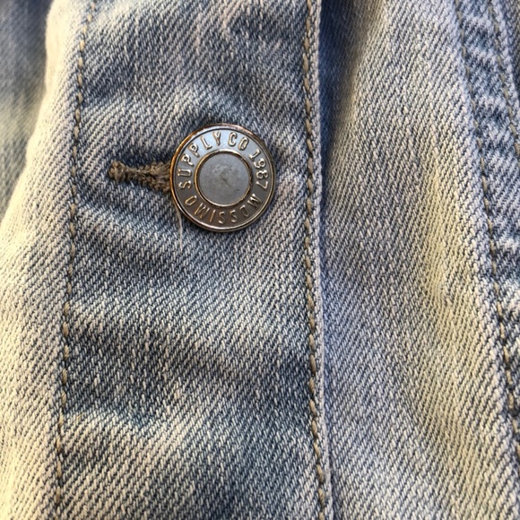 Mossimo supply distressed jean jacket with hood - Picture 6 of 8